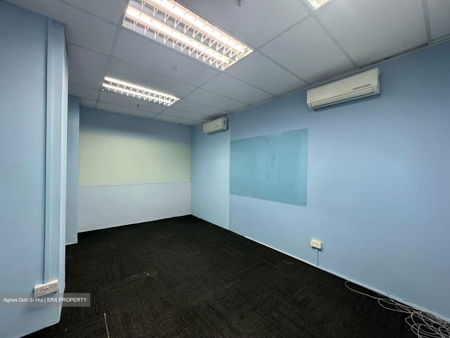 A'posh Bizhub (D27), Factory #557143991